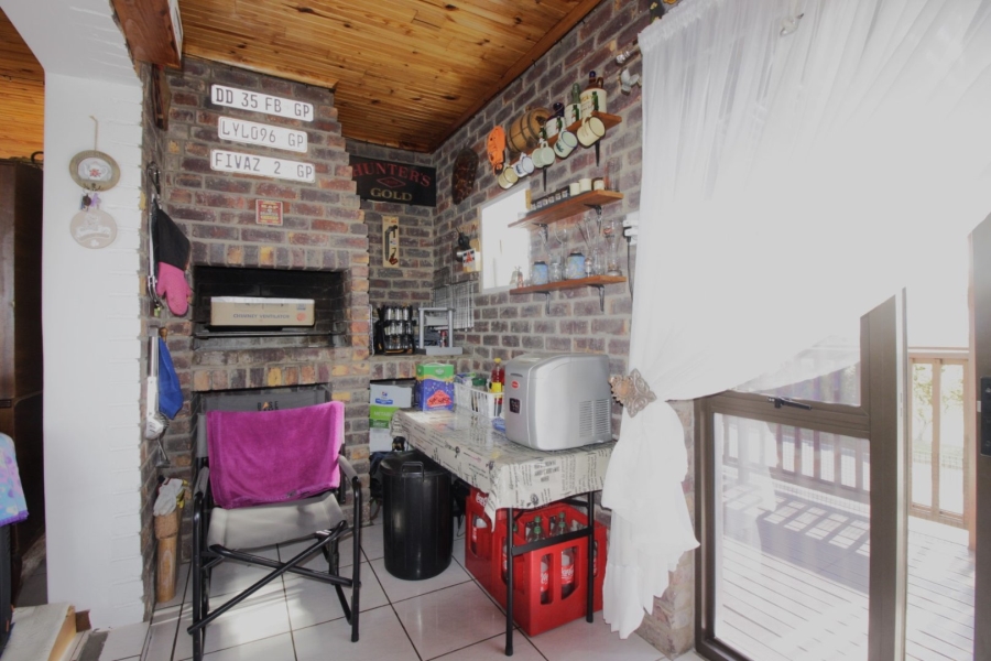  Bedroom Property for Sale in C Place Eastern Cape